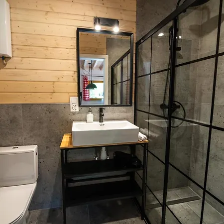 Dom Stary Mlyn Nad Strumieniem Z Mozliwoscia Dostepu Do Sauny, Goracej Beczki, Basenem Szklarska Poreba Exterior photo