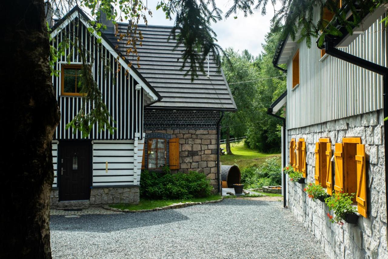 Dom Stary Mlyn Nad Strumieniem Z Mozliwoscia Dostepu Do Sauny, Goracej Beczki, Basenem Holiday home Szklarska Poreba